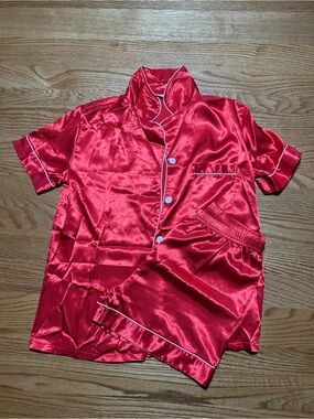 Amazon Red Satin Short Sleeve Pajama Set with Contrast Piping